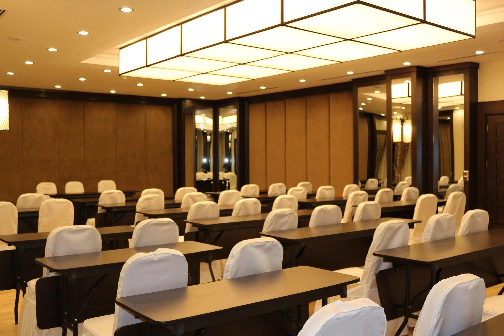 White Park Hotel Sarıkamış Esterno foto